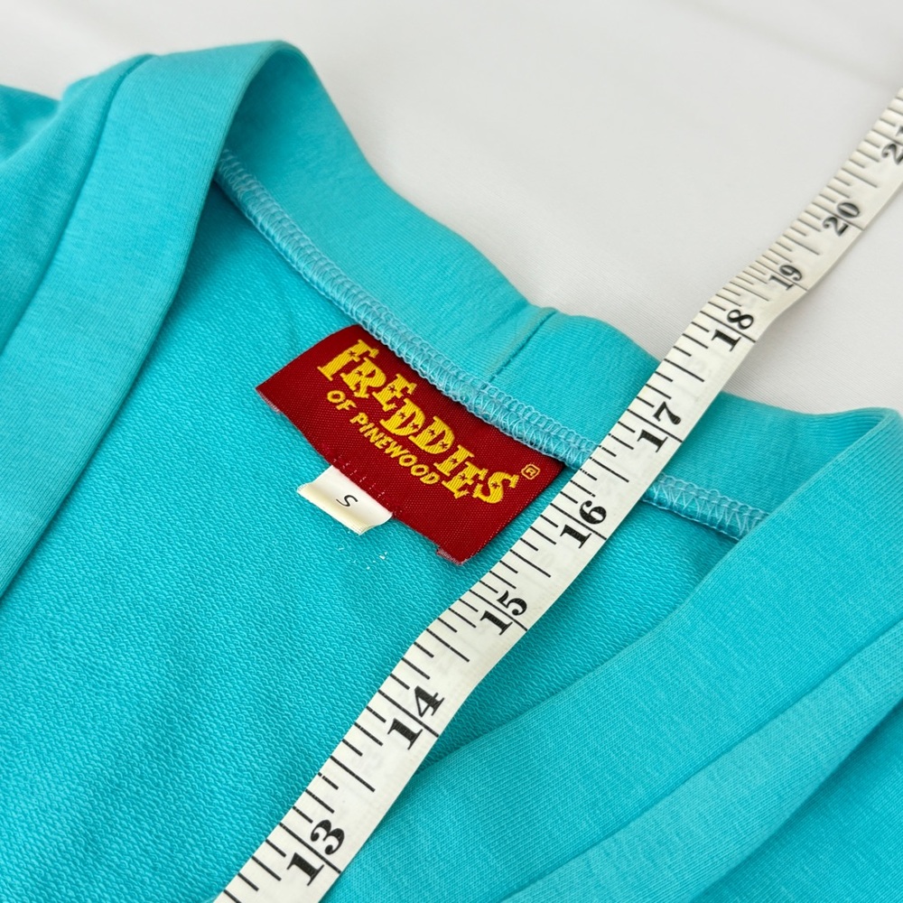 Freddie’s of Pinewood Batwing Cropped Cardigan, UK Size Small in Bright Blue - Picture 5 of 7